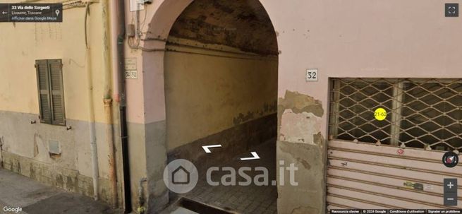 Garage/posto auto in residenziale in Via delle Sorgenti 34