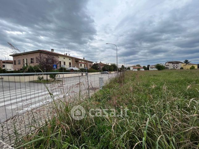 Terreno edificabile in residenziale in Via Giuseppe Fanin