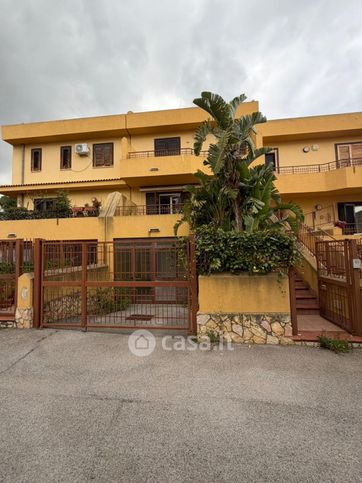 Villetta a schiera in residenziale in Via D 20 2