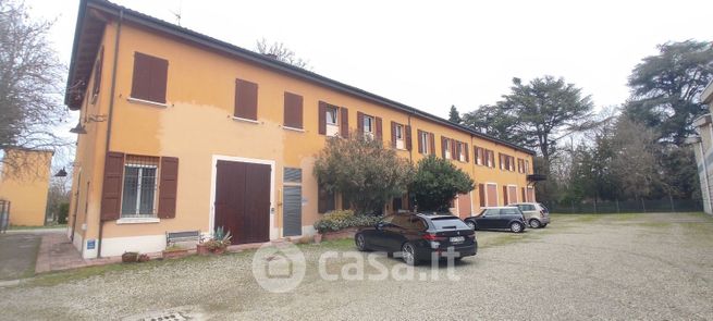 Ufficio in commerciale in Via Ronco 1