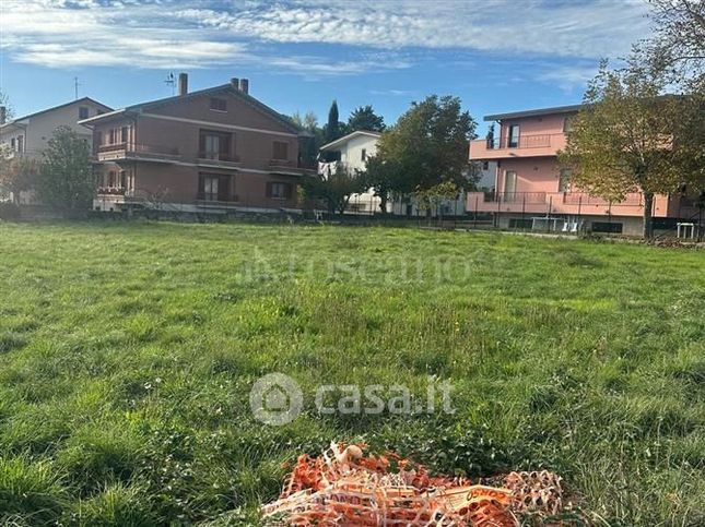 Terreno edificabile in residenziale in Via Vincenzo Falcone