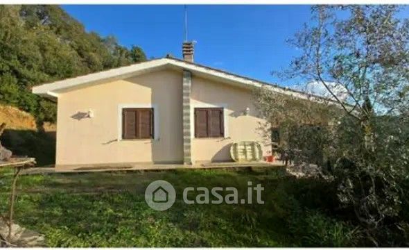 Appartamento in residenziale in Via Case Sparse