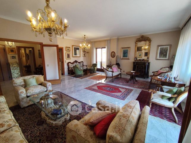 Appartamento in residenziale in Via Ceresio 11
