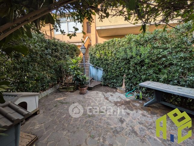 Appartamento in residenziale in Via Sesia 26