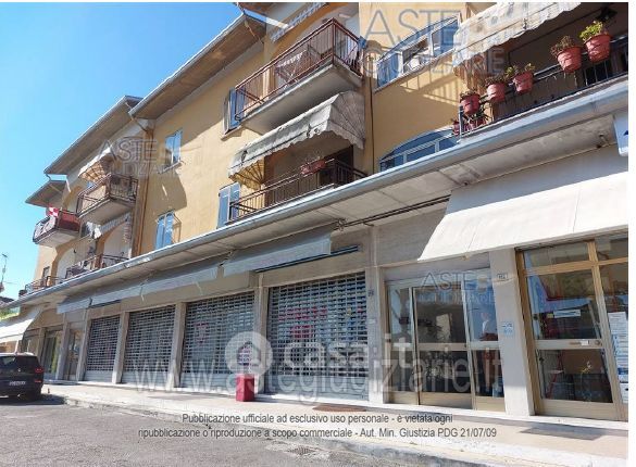 Appartamento in residenziale in Via Cisa 166