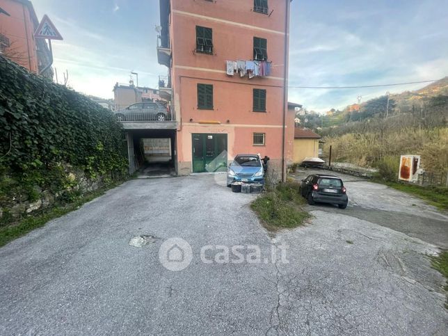 Garage/posto auto in residenziale in Via Vittorio Veneto 14