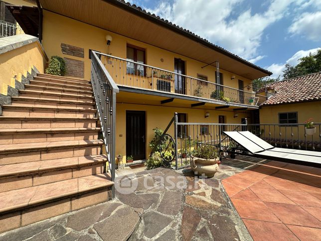 Casa bi/trifamiliare in residenziale in Via Pietro Micca