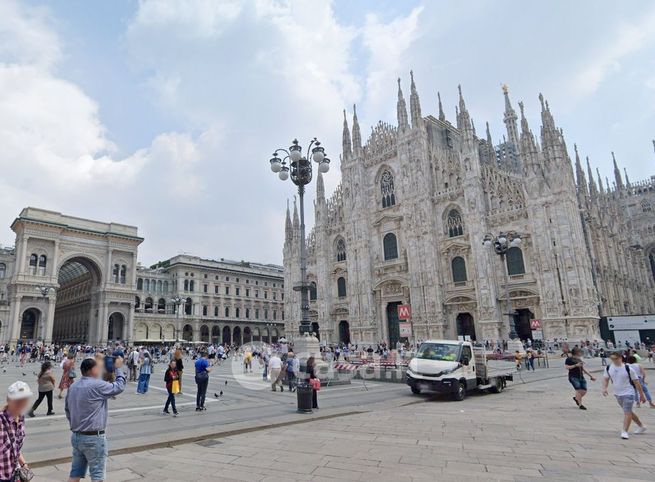 Attivitã /licenza (con o senza mura) in commerciale in Via Giuseppe Mazzini