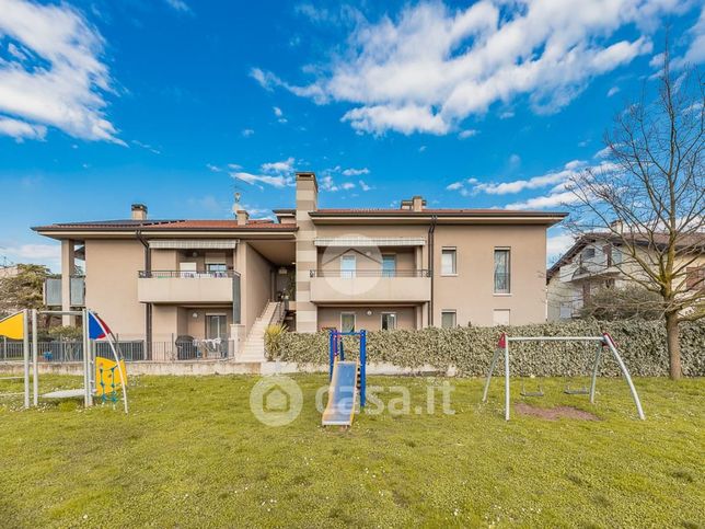 Appartamento in residenziale in Via Mons. Dario dal Gallo 12