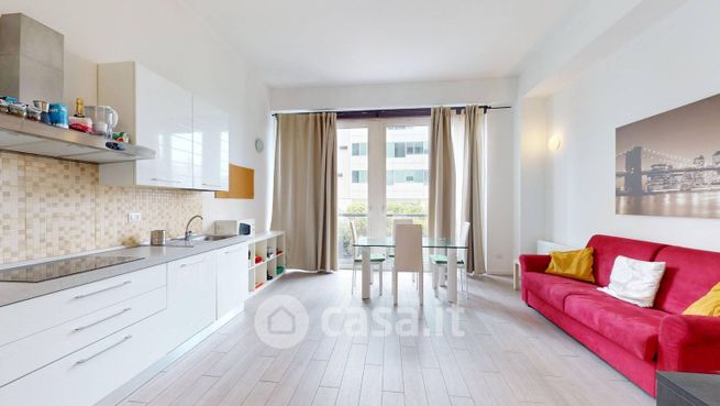 Loft in residenziale in Viale Ortles 54 /A