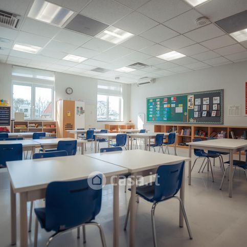 Capannone in commerciale in Via Rango