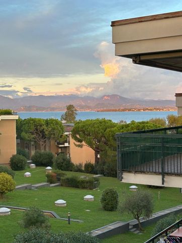Appartamento in residenziale in Via Olimpia 14