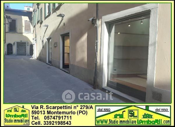 Ufficio in commerciale in Via Benedetto Cairoli 56