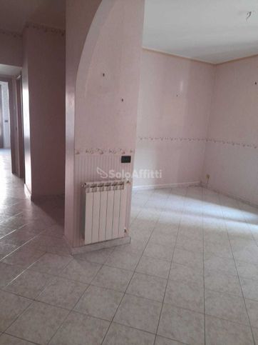 Appartamento in residenziale in Via Eleonora D'Angiò