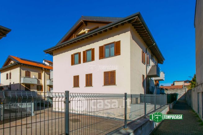Appartamento in residenziale in Via Luigi Cadorna 21