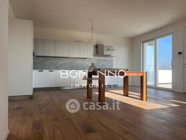 Attico/mansarda in residenziale in Via Postioma di Salvarosa 16