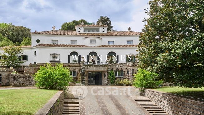 Villa in residenziale in Via della Camilluccia