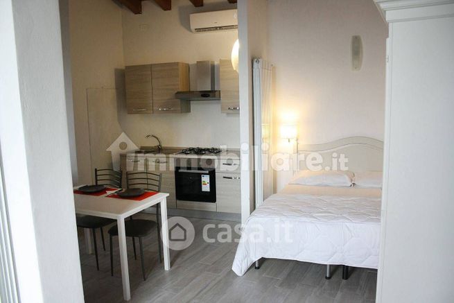 Appartamento in residenziale in Via della Volta 110