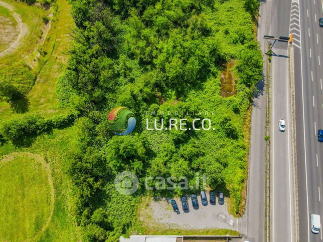 Terreno agricolo in commerciale in Via Vincenzo Monti 72