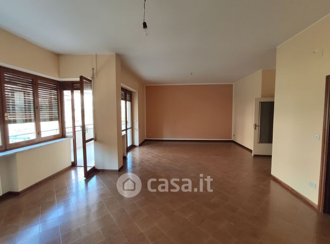 Appartamento in residenziale in Via Eustachio Lamanna