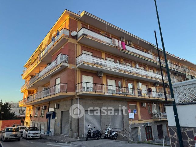 Box/posto auto in residenziale in Via Marco de Gregorio