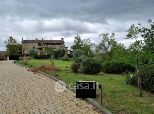 Appartamento in residenziale in Via Lucardese 62