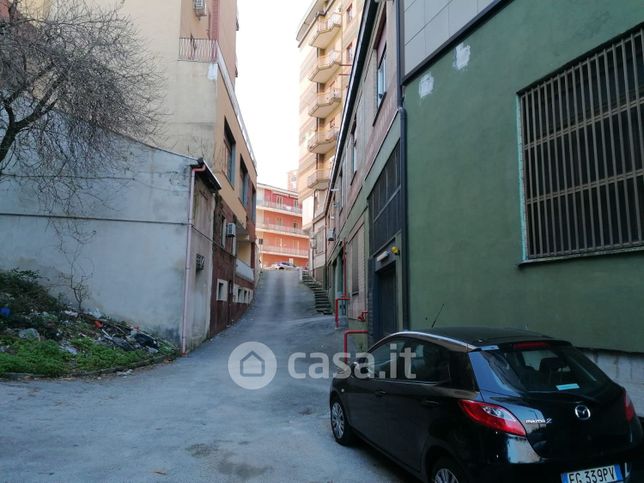 Box/posto auto in residenziale in Via Salvatore Pescatori 35