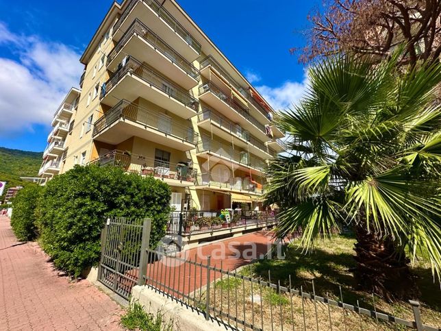 Appartamento in residenziale in Via Cristoforo Colombo 46