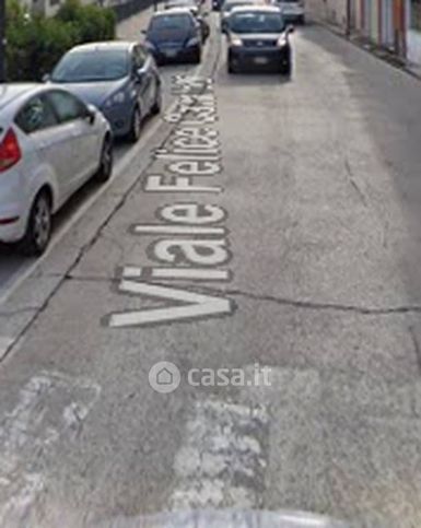 Capannone in commerciale in Viale Felice Cavallotti