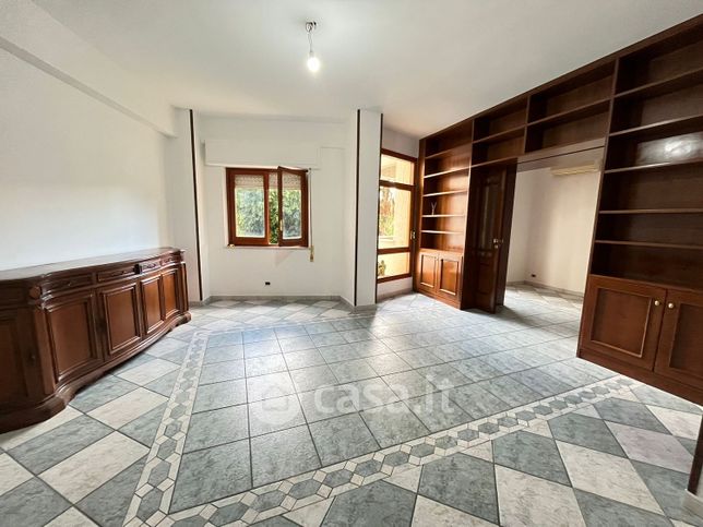 Appartamento in residenziale in Via Marco Tullio Cicerone