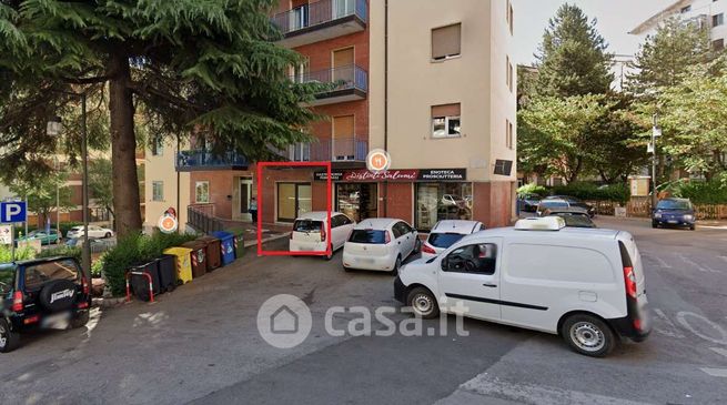 Garage/posto auto in residenziale in Via Baracca 14