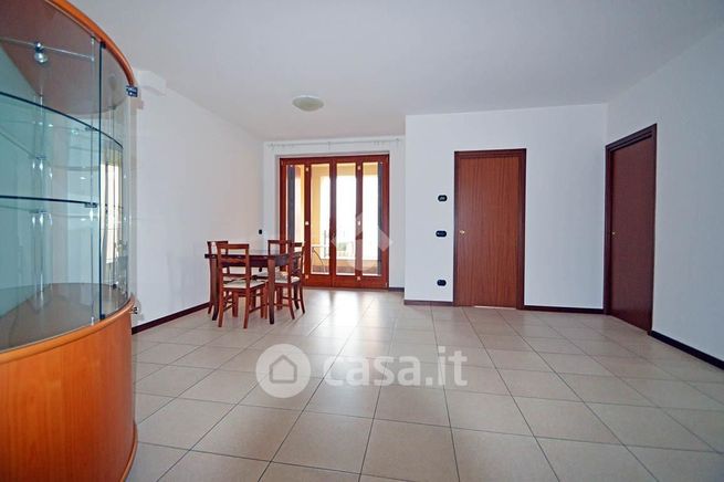 Appartamento in residenziale in Via Fiume 25