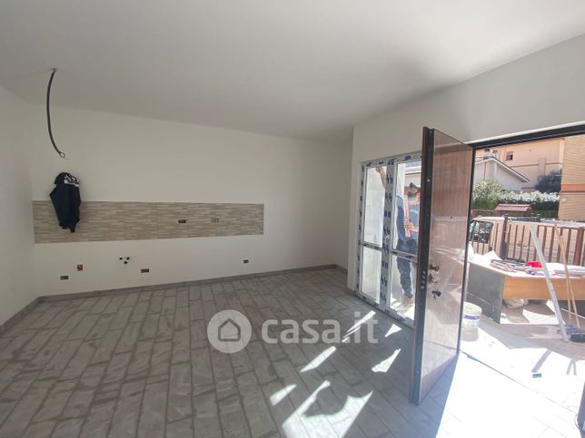 Casa indipendente in residenziale in Via Guerrino Jezza 4