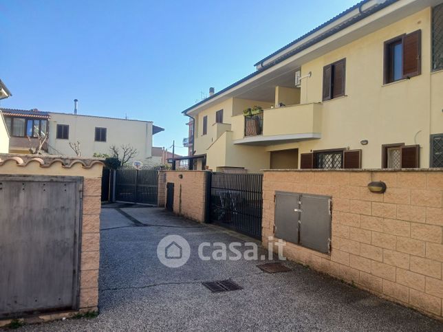 Appartamento in residenziale in Via serrenti