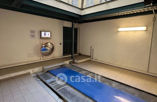 Garage/posto auto in residenziale in Via Felice Cavallotti 15