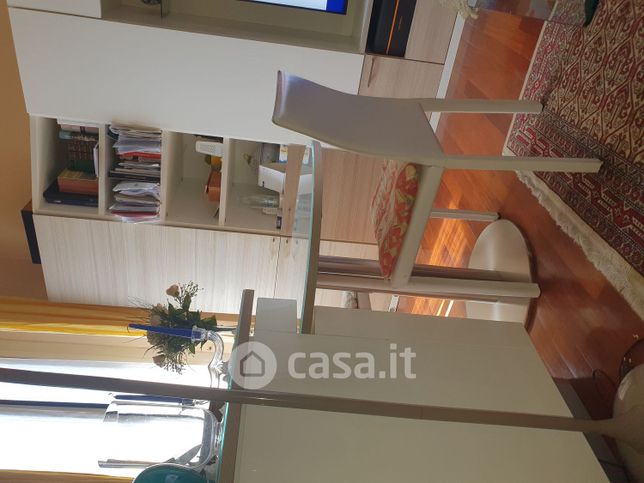 Appartamento in residenziale in Via Legnone