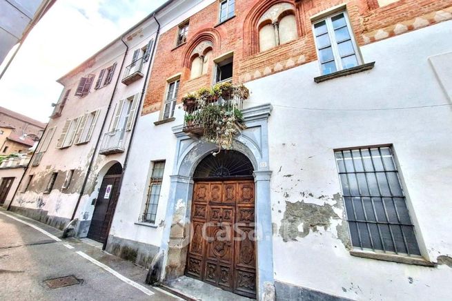 Appartamento in residenziale in Viale Stazione