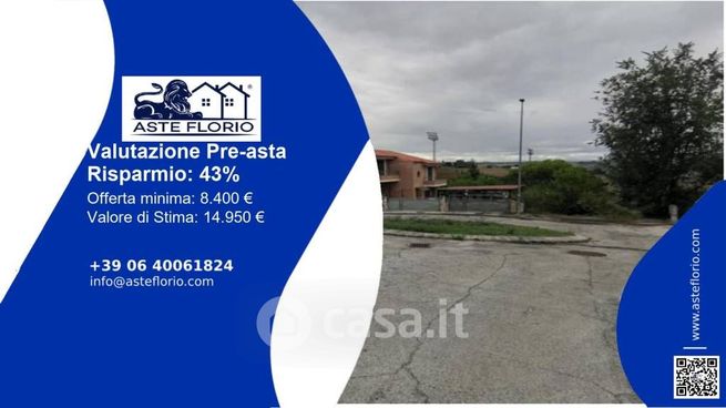 Box/posto auto in residenziale in SP30