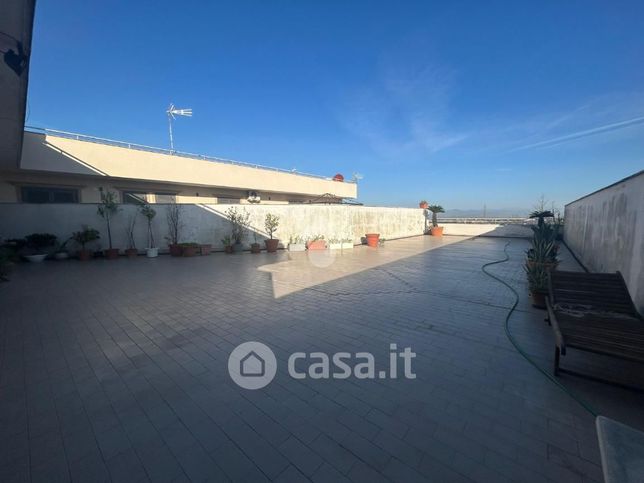 Appartamento in residenziale in Via Castel Belvedere 373