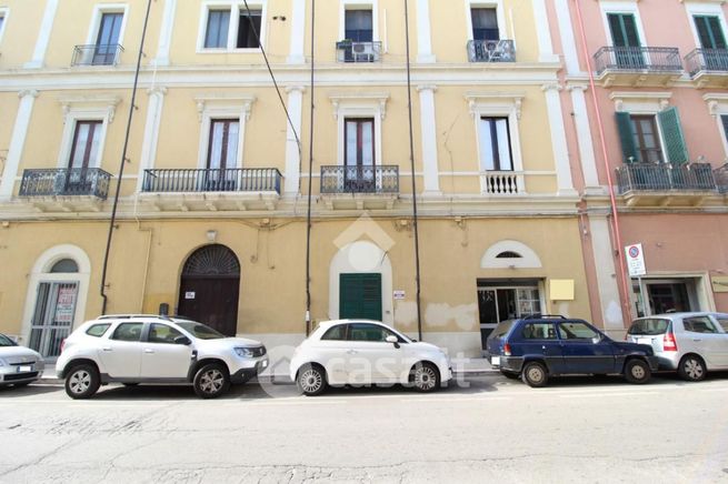 Garage/posto auto in residenziale in Via Cristoforo Colombo 13