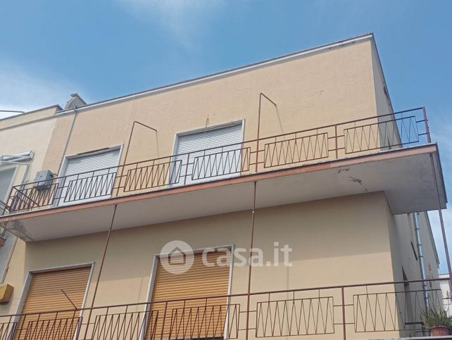 Appartamento in residenziale in Via Dei Peri 43