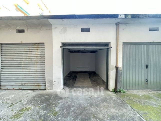 Garage/posto auto in residenziale in Via Avigliana 42