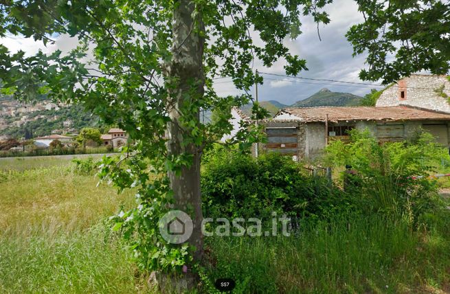 Terreno edificabile in residenziale in Via Appia