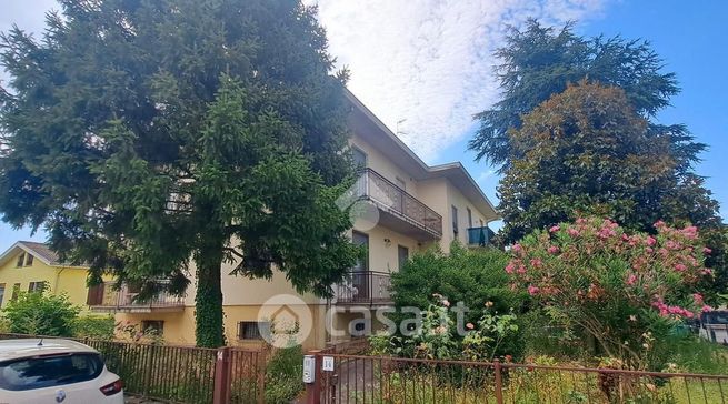 Appartamento in residenziale in Via Braga 14