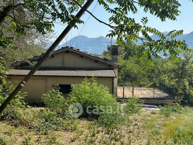 Casa indipendente in residenziale in Contrada COLLINA