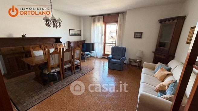 Appartamento in residenziale in Via Sant'Anna 1 B
