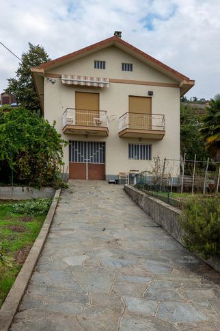 Villa in residenziale in Via Ada Negri 3