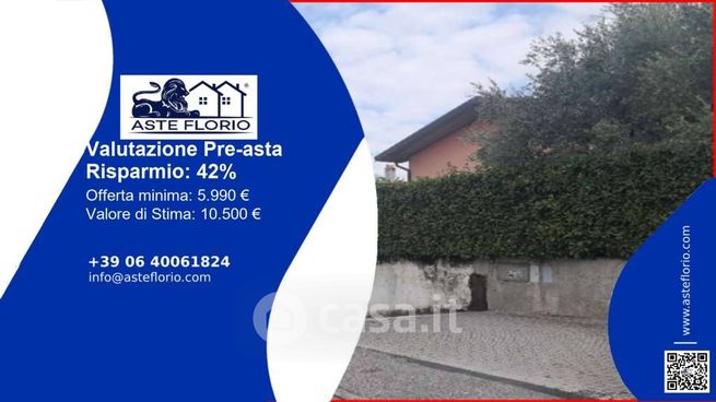 Box/posto auto in residenziale in Via Alessandro Volta