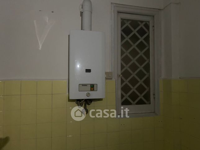 Ufficio in commerciale in Via Cesarea