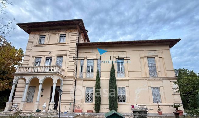 Villa in residenziale in SS16bis 22